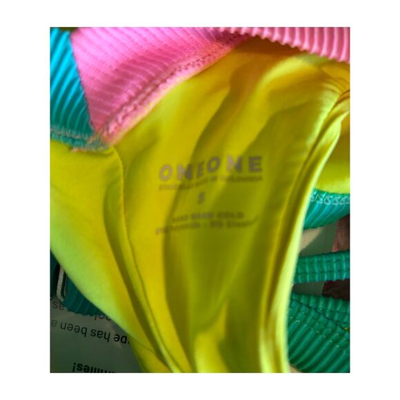 OneOne Kameron and Jenna Bikini Set - Picture 4 of 4